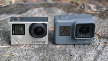 Center Aligned Post layout